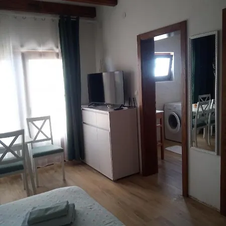 Appartamento Luka Starigrad Paklenica
