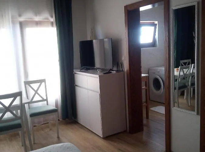 Daire Luka Starigrad Paklenica